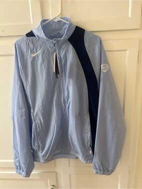 Nike Total 90 Repel windbreaker Men’s Sz. M HQ3391-468